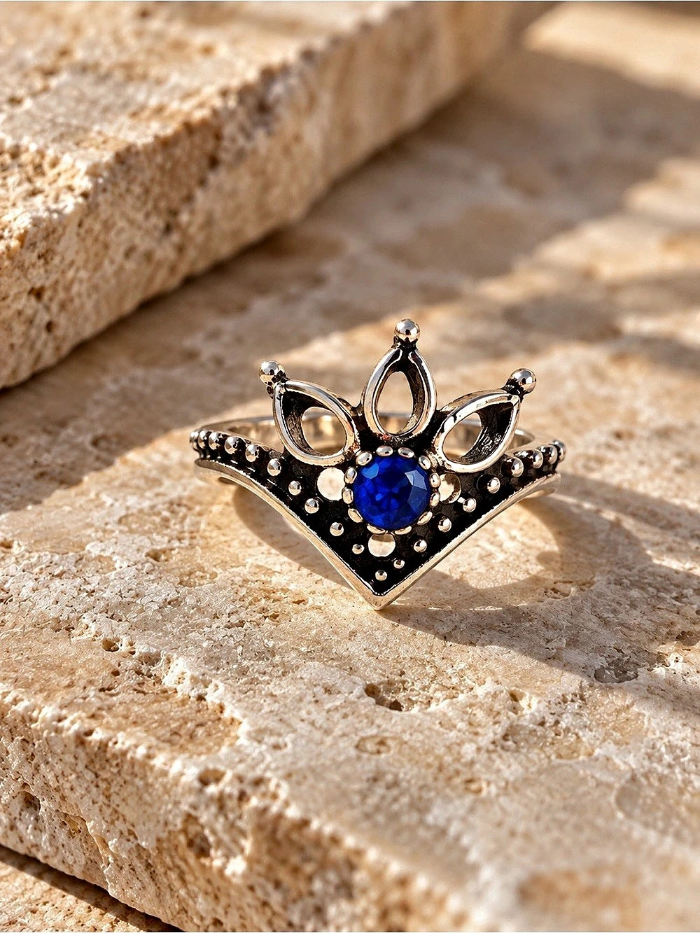 Crown Ring in Black & Blue